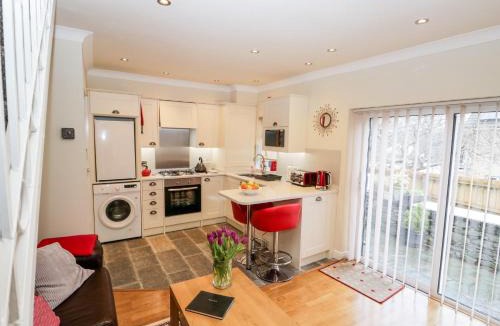 Ambleside House | Church View