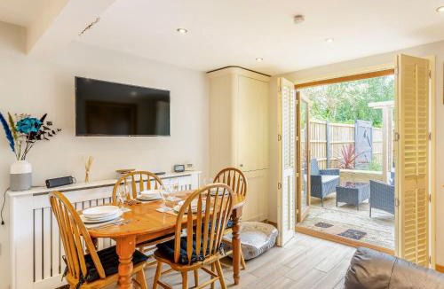 Goole House | Church View