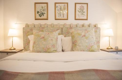 Nunnington House | Church View