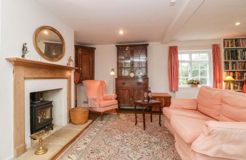 Swallowcliffe House | Church View