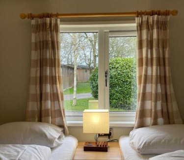 Churchill House | Churchill Lodge