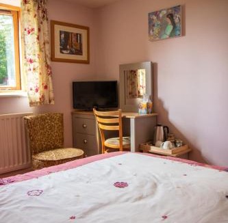 Tedstone Wafer Bed & Breakfast | Churchlands