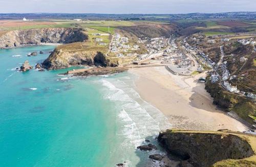 Carnbrea House | Chy An Lur