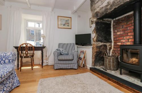 Lower Boscaswell House | Chy Lowena