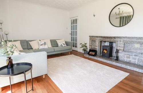 Redruth House | Chyrosen