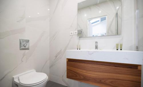 Saint-Victor Apartment | CIA - Notre Dame spacious Home