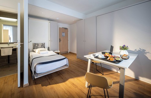 Poincare Hostel | Ciarus - Hostel