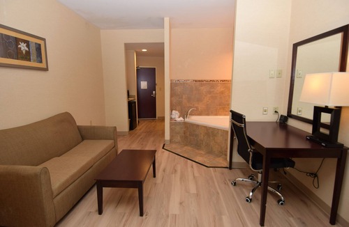 Cicero Hotel | Cicero Grand - Syracuse North