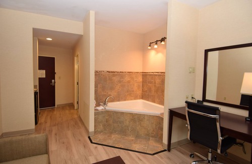 Cicero Hotel | Cicero Grand - Syracuse North