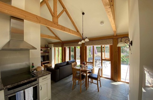 Wedmore Cottage | Cider Apple Cottage - 2 bedrooms