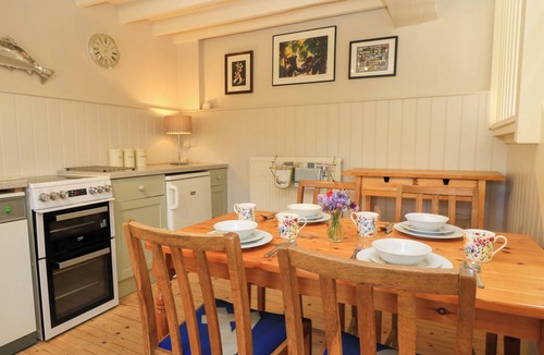 Tunley Cottage | CIDER PRESS COTTAGE, family friendly, with open fire in Bath