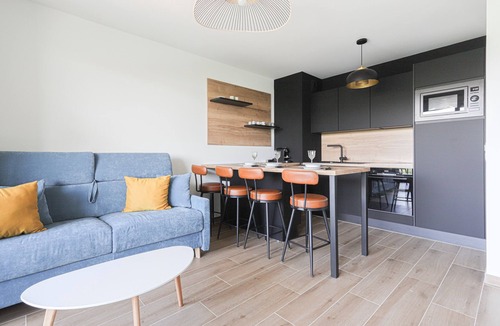 Saint-Laurent-du-Var Apartment | Ciel d'Azur - Climatisé, piscine partagée
