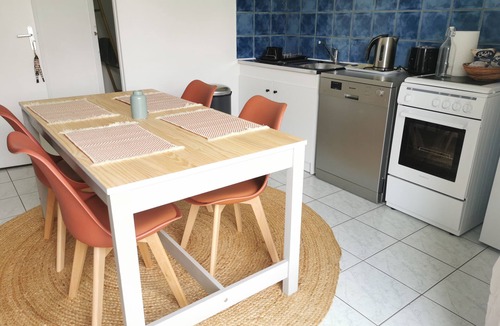 Chaille-les-Marais Apartment | Cigogne, Gite 4 Personnes Avec Piscine Chauffée, Sud Vendée Littoral