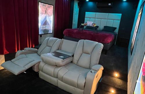 Vienne Apartment | Cinéma & Jacuzzi