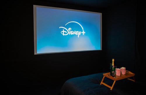 Margny-les-Compiegne House | Cinéma Privé-Compiègne - Sitivia