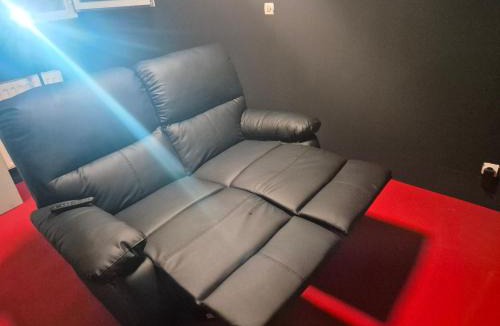 Saclas House | Cinéma & Spa Privatifs en Pleine Nature à 1h de Paris