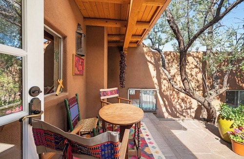 Santa Fe House | Cinco Chimineas- Indoor Pool, Walk to Plaza