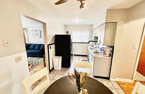 Westwood Apartment | Cincy Furnished Stays Spacious Golden Retreat Christ Hospital Min to Downtown