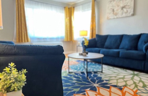 Westwood Apartment | Cincy Furnished Stays Spacious Golden Retreat Christ Hospital Min to Downtown