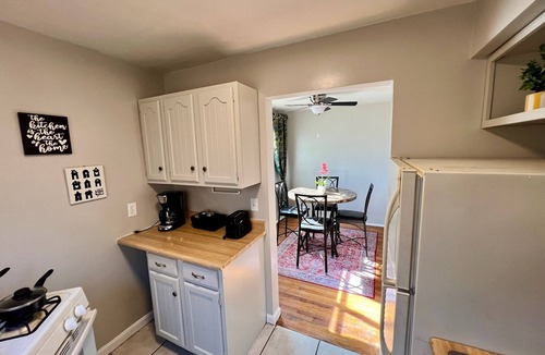 West Price Hill Apartment | Cincy Furnished Stays Emerald Oasis Retreat