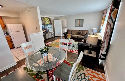 Westwood Apartment | Cincy Furnished Stays Sunrise Blossom 2 Bdrm Apt