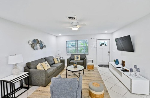 North Palm Beach House | Cinderella's Beach Cottage