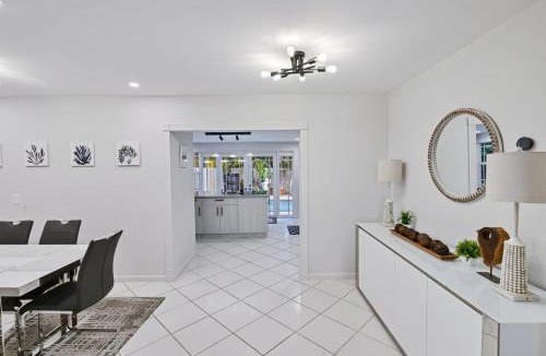 North Palm Beach House | Cinderella's Beach Cottage