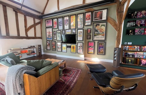 Shephall House | Cinema Barn