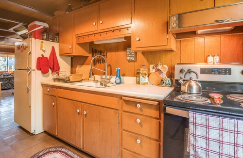 Glencoe Cabin | Cinnamon Bear-Adorable A-Frame with Heating!