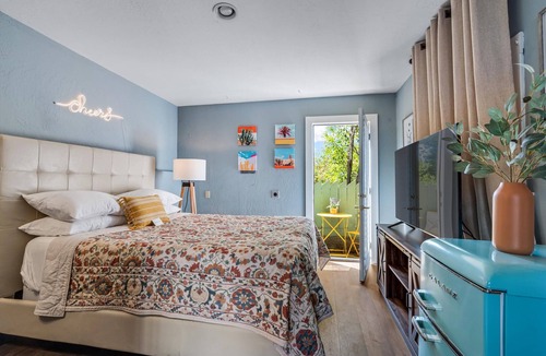 Sonoma Bed & Breakfast | Cinnamon Bear Creekside Inn