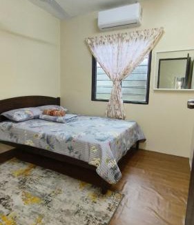 Parit Raja House | Cinta Homestay Satu UTHM