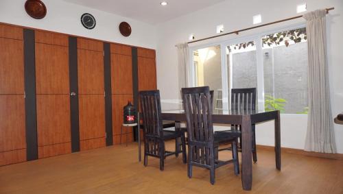 Sukajadi House | Ciput's Den