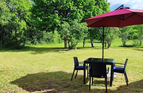La Cassagne House | Circé : A stay in the Périgord forest