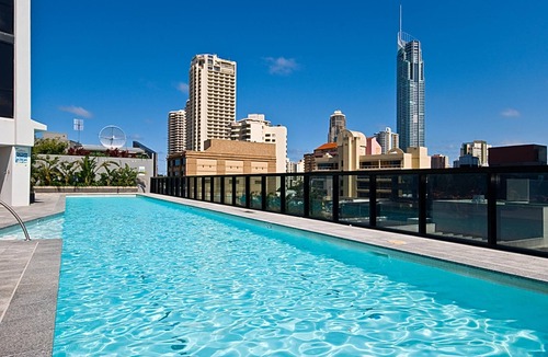 Surfers Paradise Apartment | Circle on Cavill – 1 Bedroom + Study Ocean Views