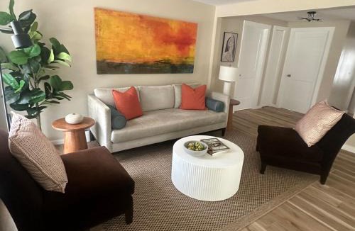 Pembroke House | Circle Retreat
