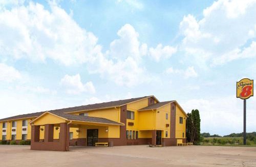 Anamosa Hotel | Circle S Motel