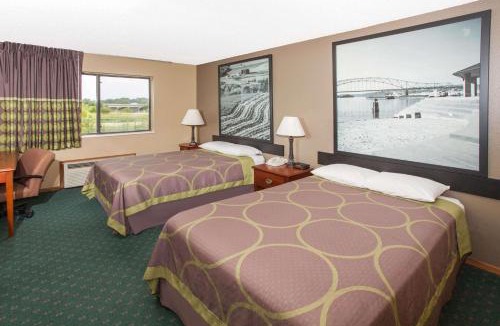 Anamosa Hotel | Circle S Motel