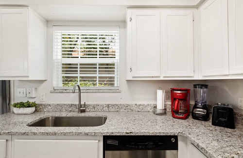 Tanglewood Estates House | Circle Town hm near the golf course