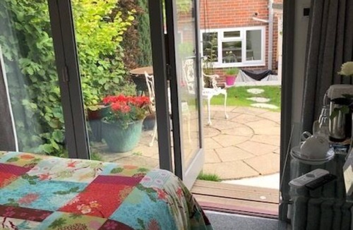 Pewsey Bed & Breakfast | Circles Guest House