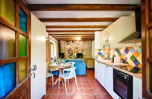Sales de Llierca Apartment | Cirerer (2-4 pax)