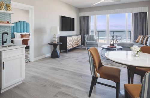 Sarasota Hotel | Cirque St. Armands Beachside