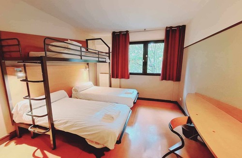 Courlancy Hostel | Cis De Champagne - Hostel