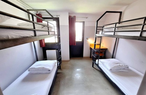 Courlancy Hostel | Cis De Champagne - Hostel