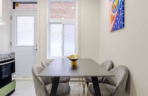 Cote-Des-Neiges—Notre-Dame-De-Grace Apartment | Cité Verve | Modern 2BR in Westmount MTL