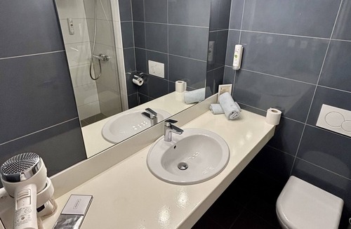 Palavas-les-Flots Hotel | Cit’Hôtel Amérique