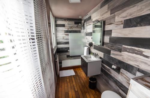 Bethune Hotel | Cit'Hotel B Hotel Brasserie
