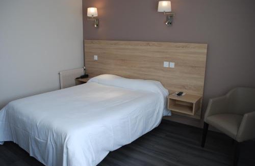 Les Sables d'Olonne Hotel | Cit'Hotel Le Chêne Vert