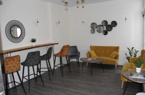 Les Sables d'Olonne Hotel | Cit'Hotel Le Chêne Vert