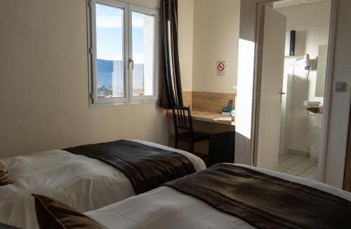 Millau Hotel | Cit'Hotel Restaurant du Bowling de Millau