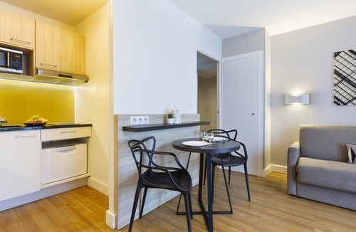 Grenelle Apartment | Citadines Tour Eiffel Paris
